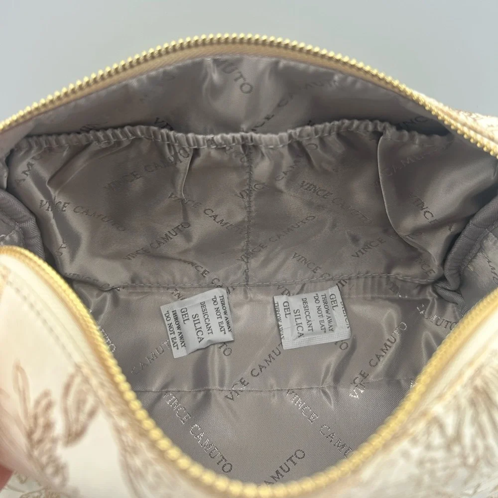 *New* Vince Camuto Cream and Gold Animal and Plant Scene Cosmetic/Travel Bag - Picture 11 of 15